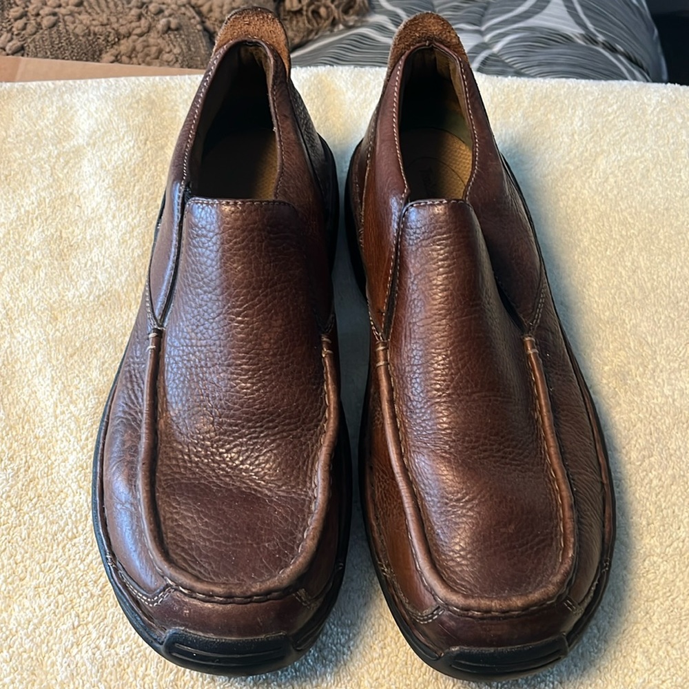 Men’s leather slip in loafers
